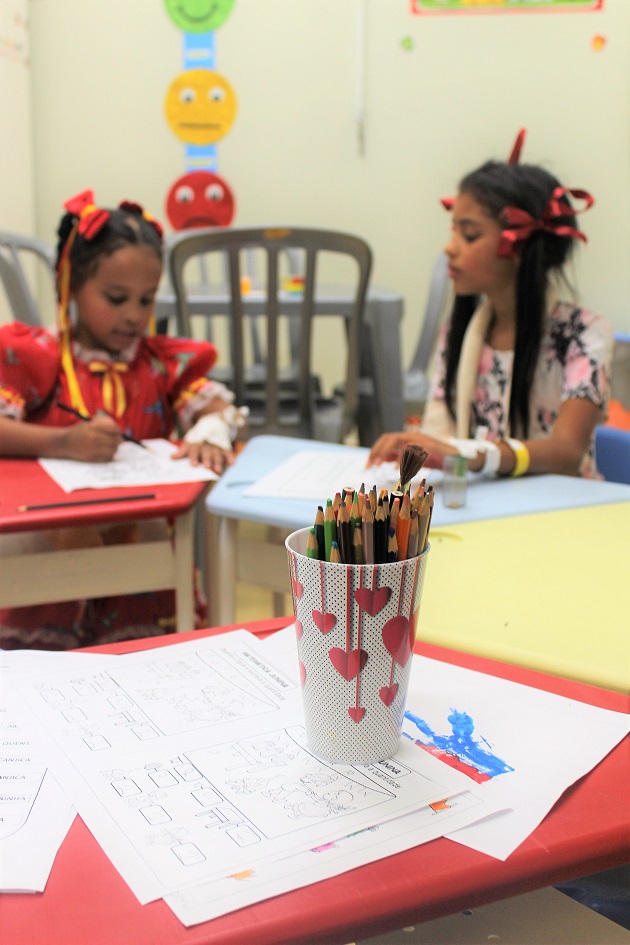 Em parceria com a Secretaria de Educação, HMB oferece aulas para crianças internadas