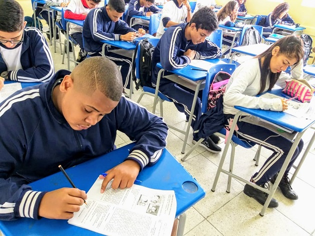 Alunos da rede participam de simulados visando aumento das notas do Ideb