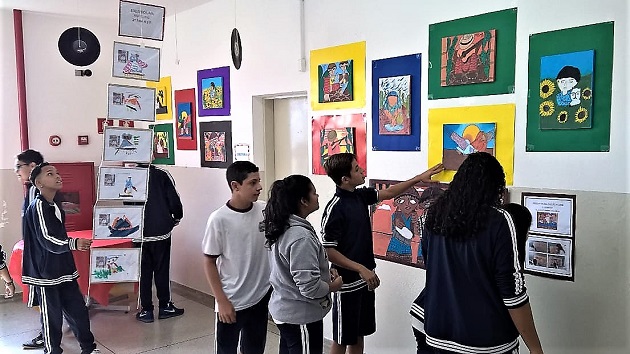 Alunos da escola João Tibúrcio realizam mostra de artes plásticas