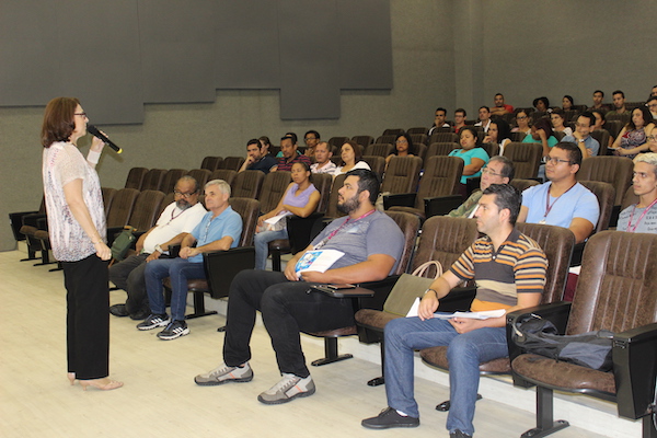 Inspetores da rede de ensino participam de capacitação sobre excelência no atendimento