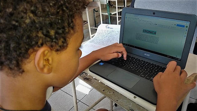 Recursos tecnológicos aumentam produção de textos e pesquisas na escola Ivany Maria Paes