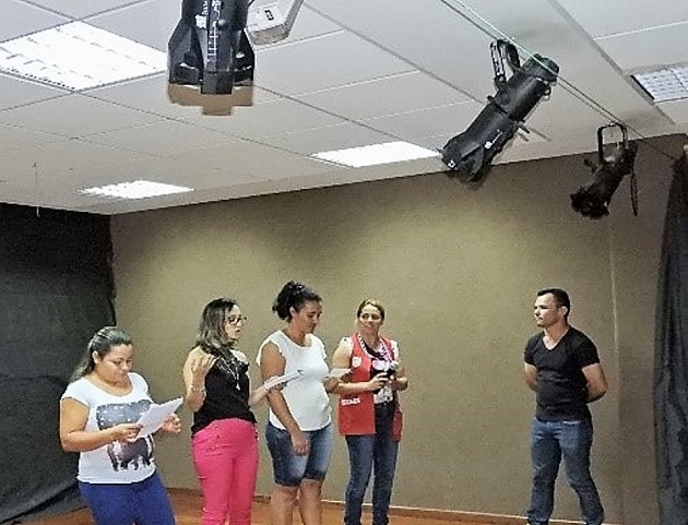 Alunos do programa EJA da Emef Alexandrino integram mais um sarau cultural