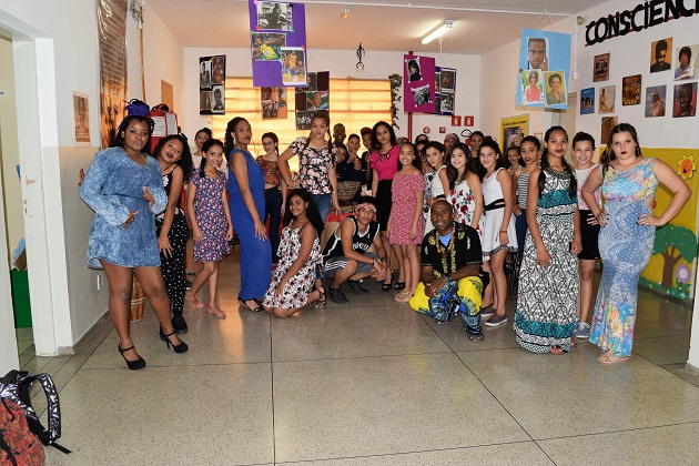 Projeto Cultura e Movimento da Emef João Tiburcio é encerrado com desfile de beleza