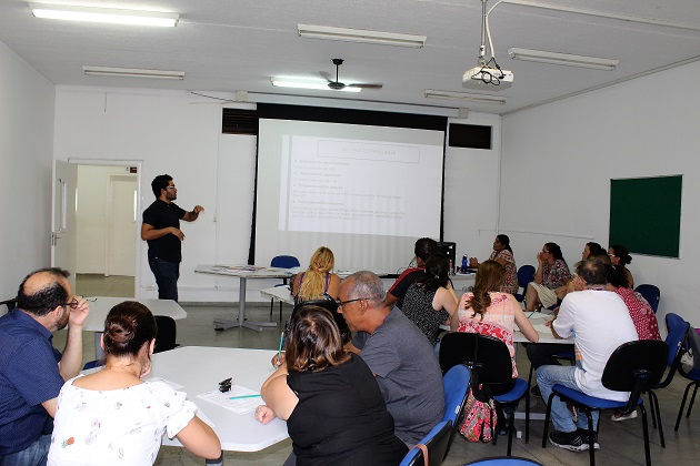 Professores da rede participam de oficinas de Matemática e Língua Portuguesa