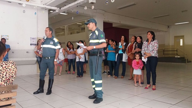 Demutran orienta sobre cuidados ao contratar transporte escolar 