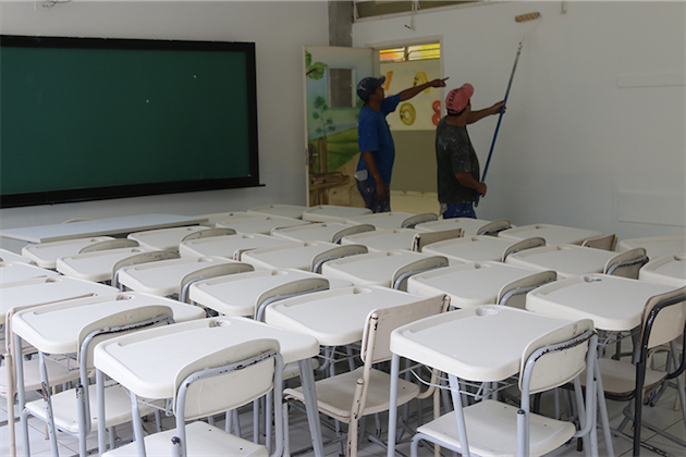 Secretaria de Educação reforma escolas visando início do ano letivo