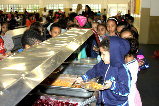 Na Emef Margarida, forma de servir a merenda evita o desperdício