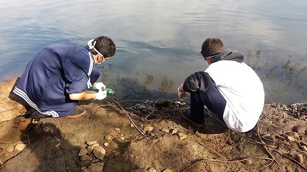 Alunos do Alexandrino realizam trabalho de campo na área ambiental