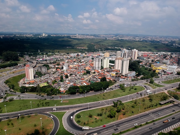 Quinta-feira é ponto facultativo e sexta, feriado de Finados