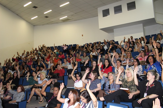 Audiência pública aprova com unanimidade documento referente ao Plano Municipal da Educação